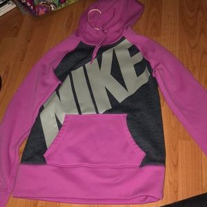 Nike women’s hoodie small